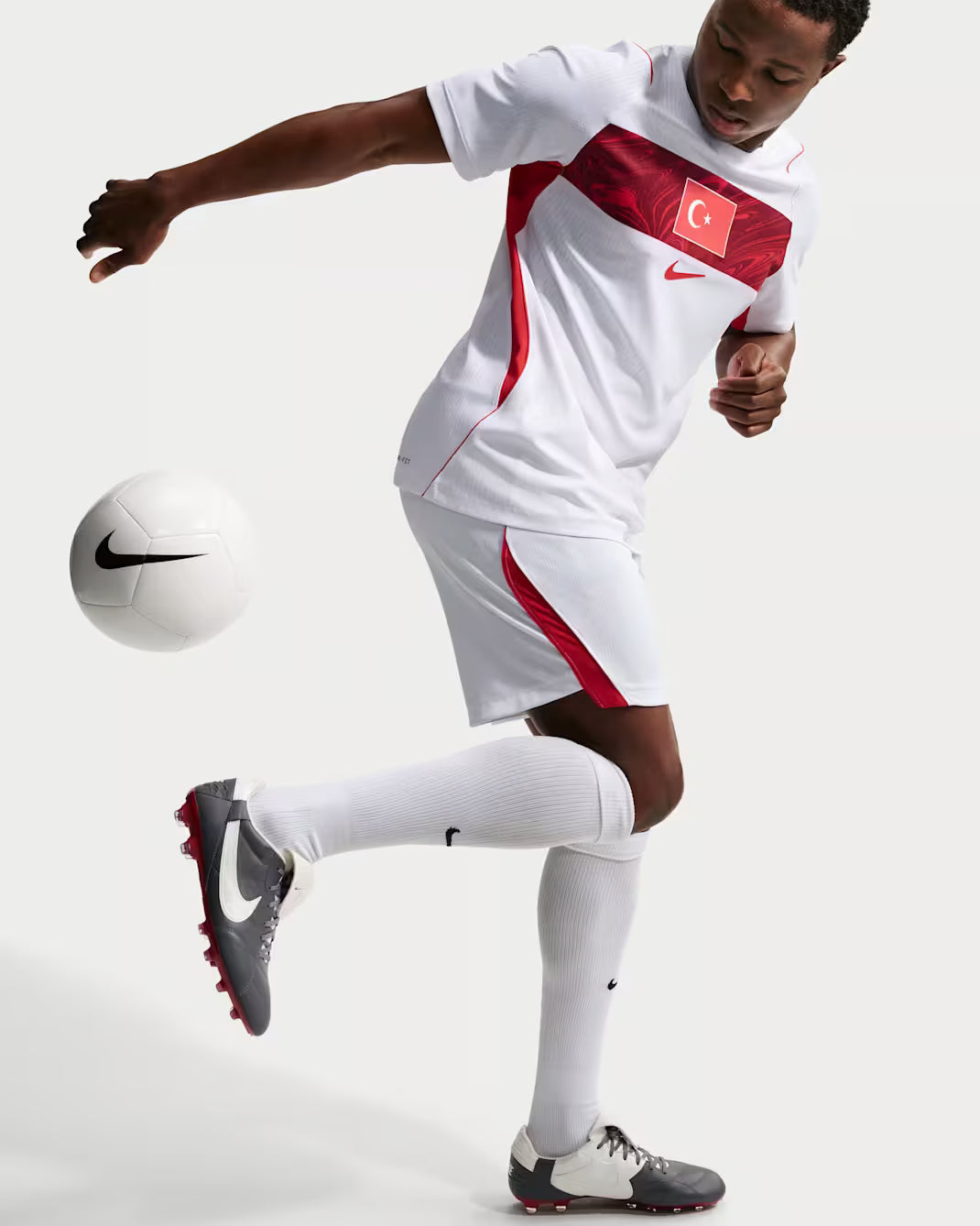 Türkiye 2026 Player Version Away