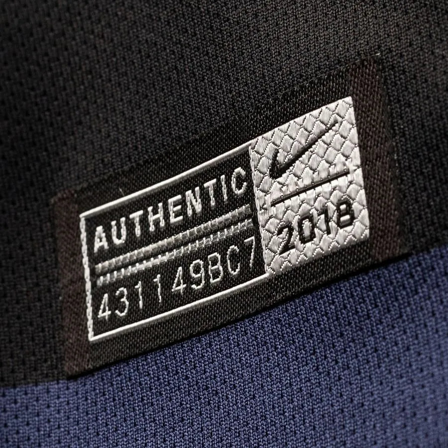 Croatia 2018 Away Jersey - Retro Version